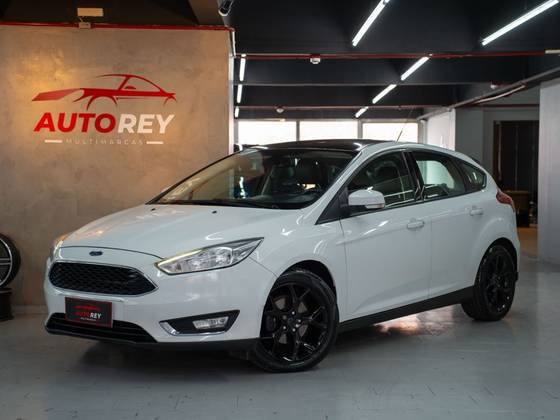 FORD FOCUS 2.0 SE PLUS 16V FLEX 4P POWERSHIFT FORD FOCUS 2.0 SE PLUS 16V FLEX 4P POWERSHIFT